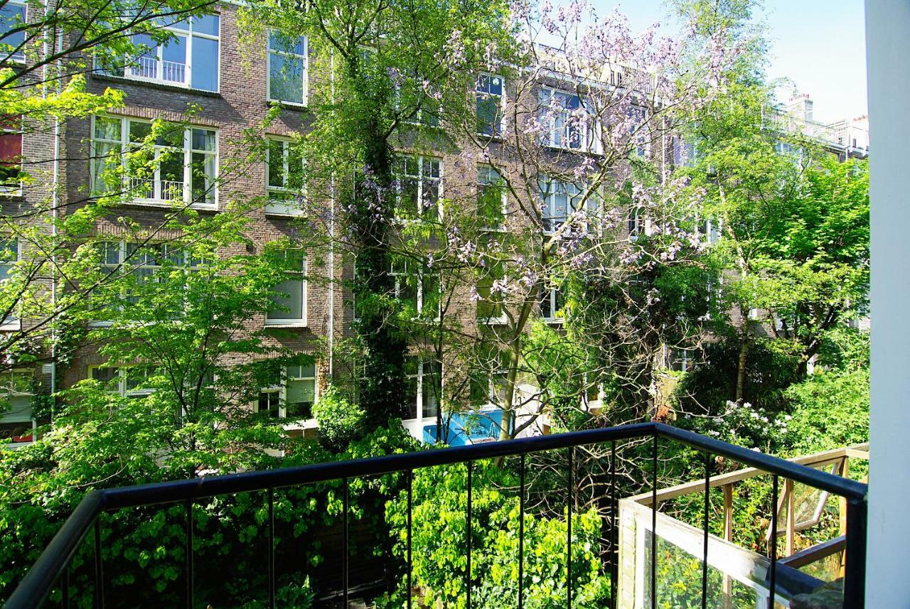 Studio Balcony,883099099:JPEG
